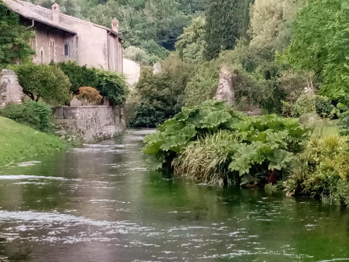 Bed and Breakfast La Bella Ninfa Sermoneta Exterior foto